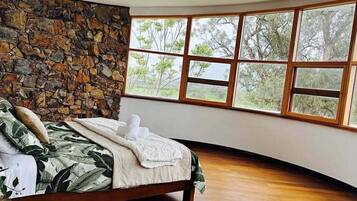 6 chambres, fer et planche Ă repasser, accĂšs Internet, draps fournis