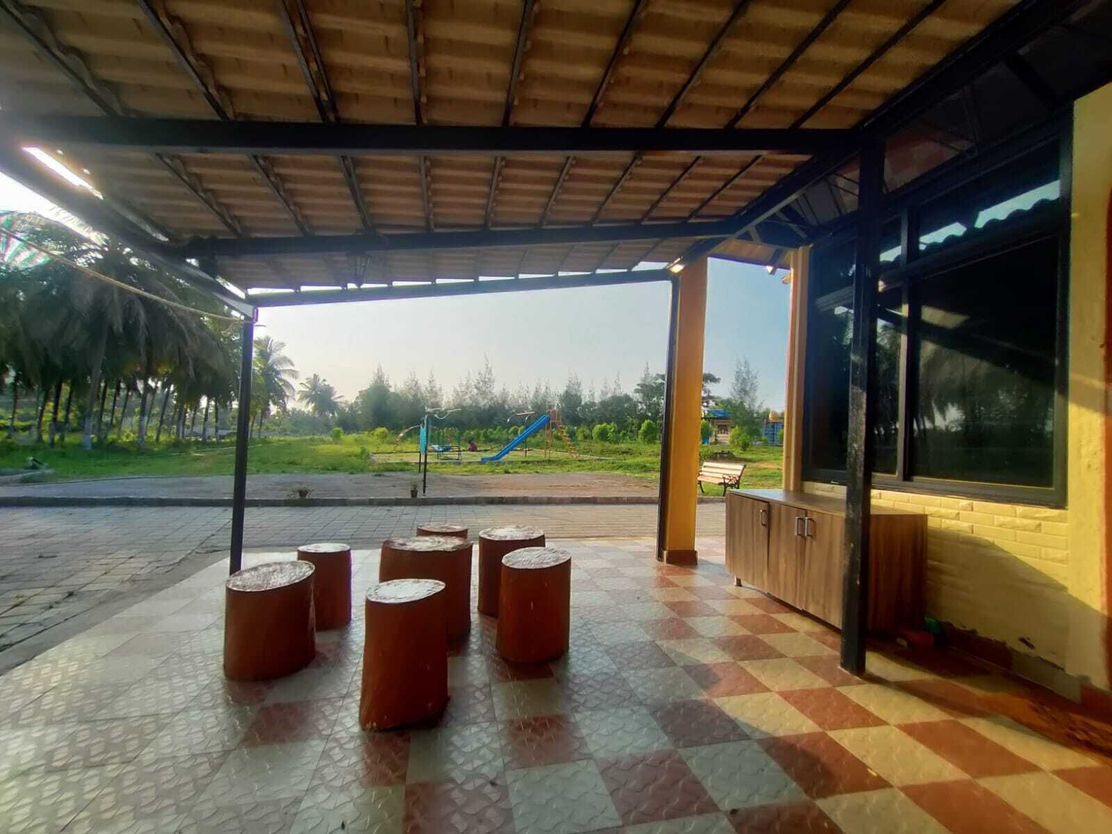 Deluxe Villa, Lake View | Laptop workspace, blackout curtains, free WiFi