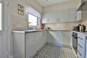 Exterior - Neath Valley Family Haven Near Waterfalls (Neath)