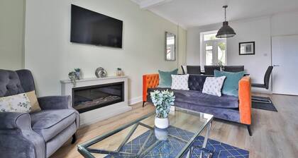 Neath Valley Family Haven Near Waterfalls