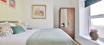 Neath Valley Family Haven Near Waterfalls