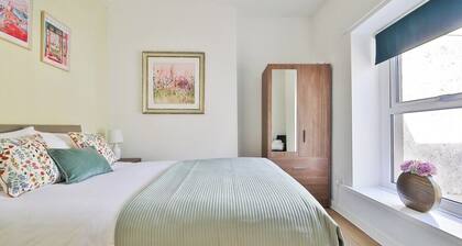 Neath Valley Family Haven Near Waterfalls