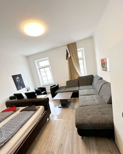 Comfortable Studio Stay | Close to FAC Platz