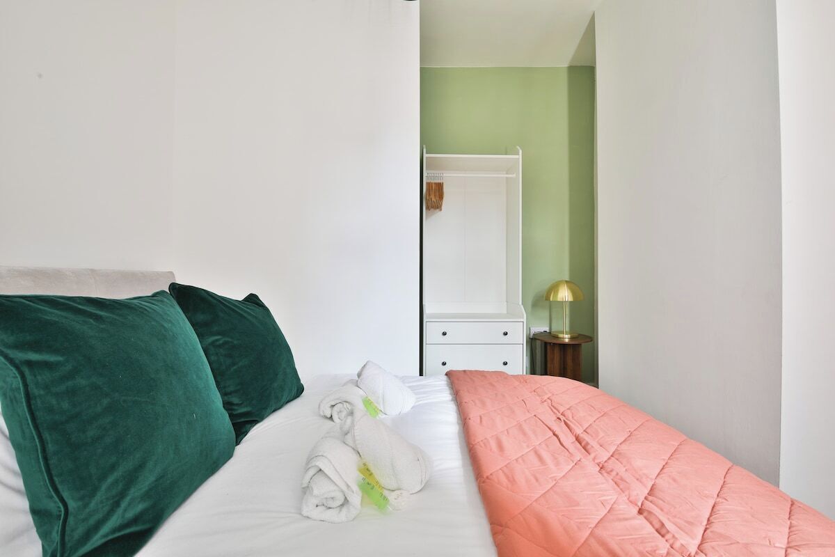 Hus (Charming 3 Bed Home Near Caerphilly C) | 3 sovrum och gratis wi-fi