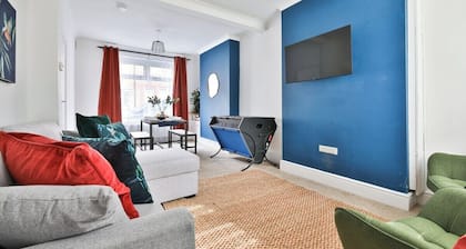 Charming 3 Bed Home Near Caerphilly Castle