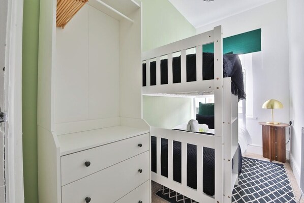 ハウス (Charming 3 Bed Home Near Caerphilly C) | 3 室のベッドルーム、WiFi (無料)