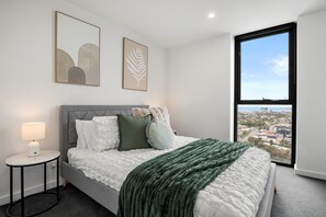 1 غرفة نوم ومكواة/لوح كي وواي فاي وملاءات أسرّة