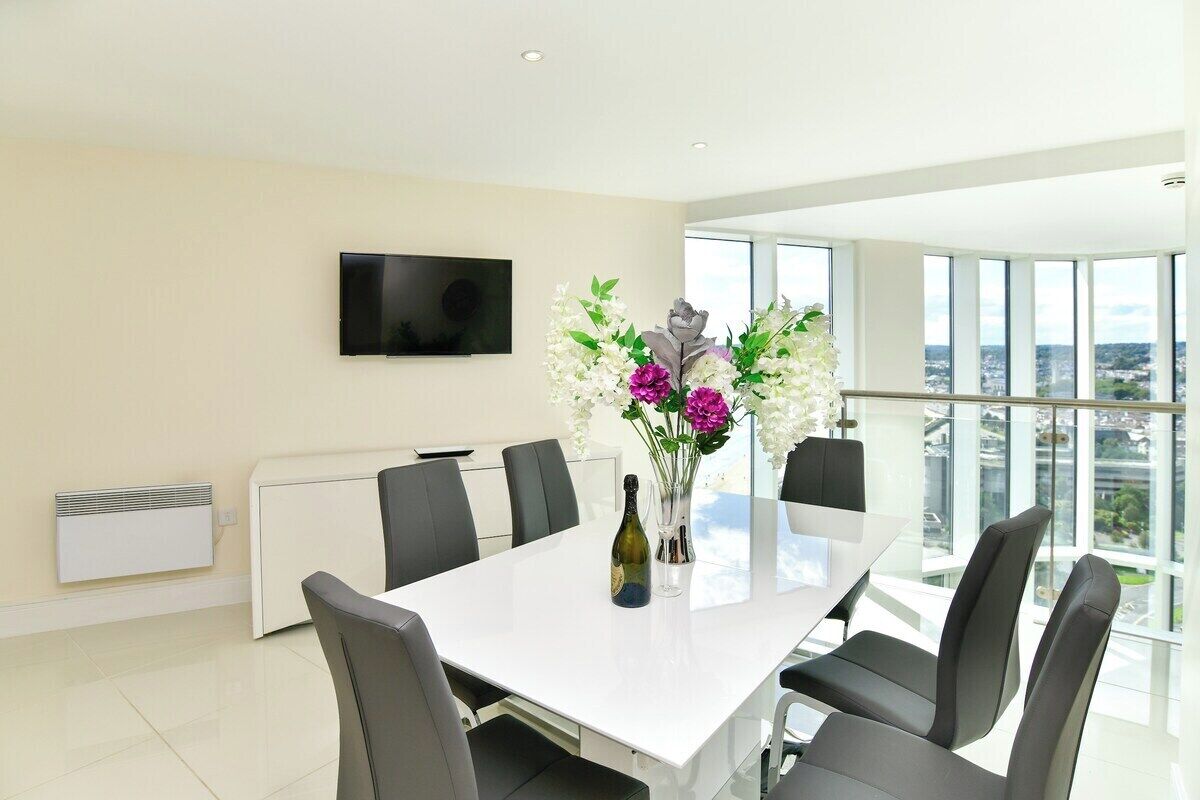 Apartment (Impressive Beach View Duplex Penthous) | Dining