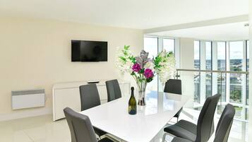 Apartment (Impressive Beach View Duplex Penthous) | Speisen