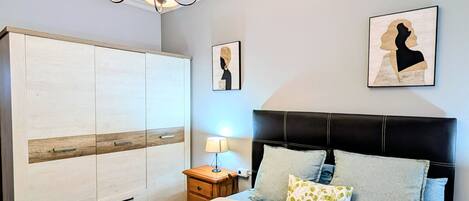 免费 WiFi、床单