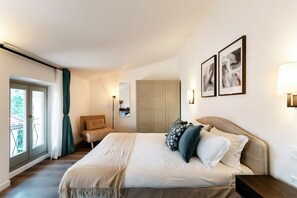 1 bedroom, in-room safe, desk, iron/ironing board