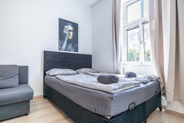 2 Schlafzimmer, Bettwäsche