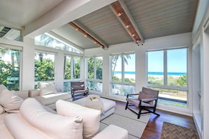 TV - Kaleidoscope: Luxury 6BR Gulf-Front Estate with Private Pool & Modern Design. (Captiva)