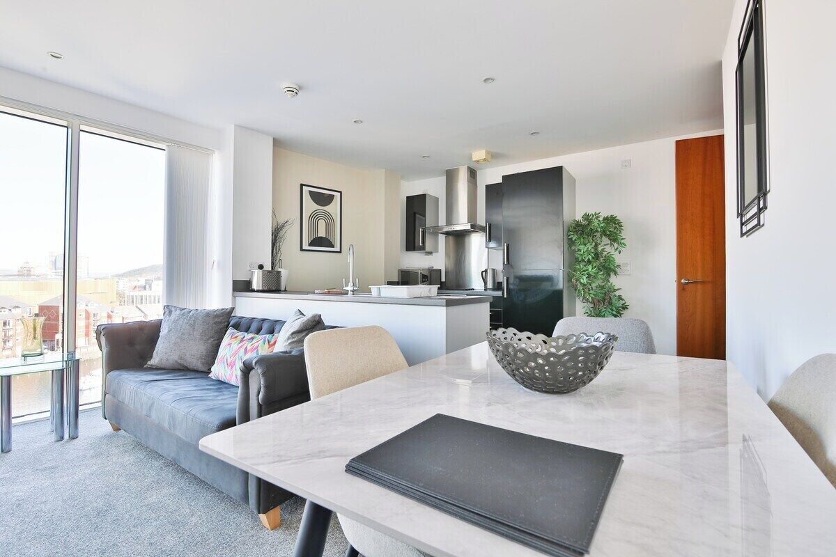 公寓 (Just Stay Wales Beautiful 1 Bed Flat ) | 用餐區