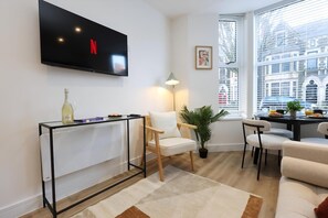 Exterior - Modern & Cosy 2 Bed Flat in Charming Roath (Cardiff)