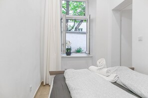 1 bedroom, iron/ironing board, WiFi, bed sheets