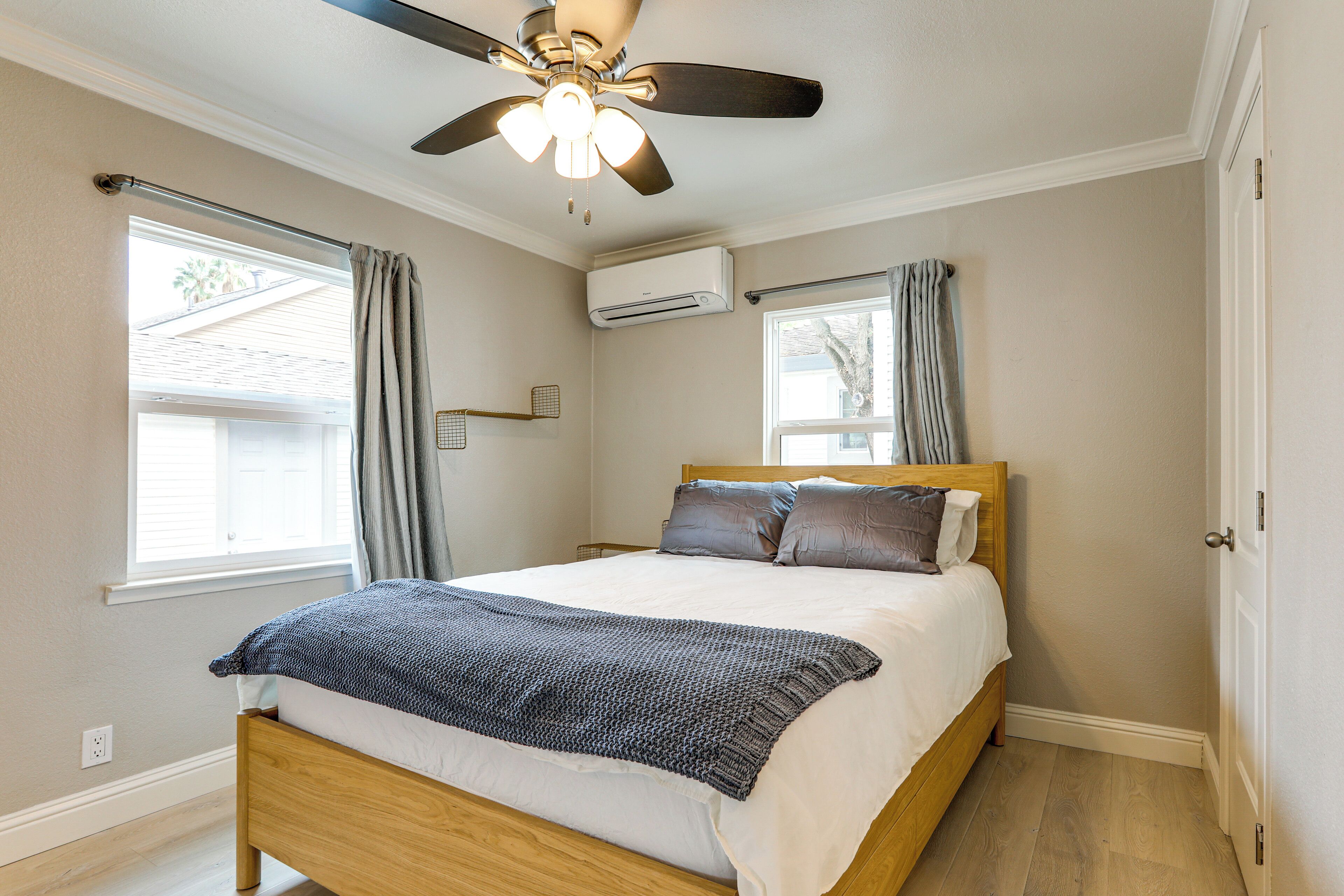 Apartment (0 Bedroom) | Interior