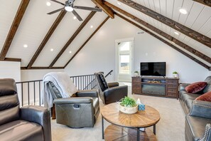 Talo (6 Bedrooms) | Sisätilat