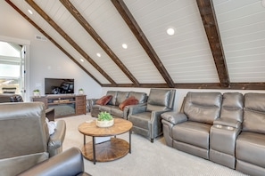 Talo (6 Bedrooms) | Sisätilat