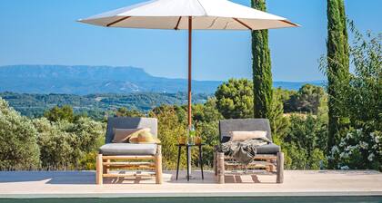 Domaine de la Colline â Provencal Stone House in Luberon with Heated Pool & A/C