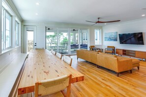 Interior - Steps to Shore: Luxe Group Retreat in Port St Joe (Port St. Joe)