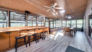 บ้านพัก (2 Bedrooms) | ภายใน