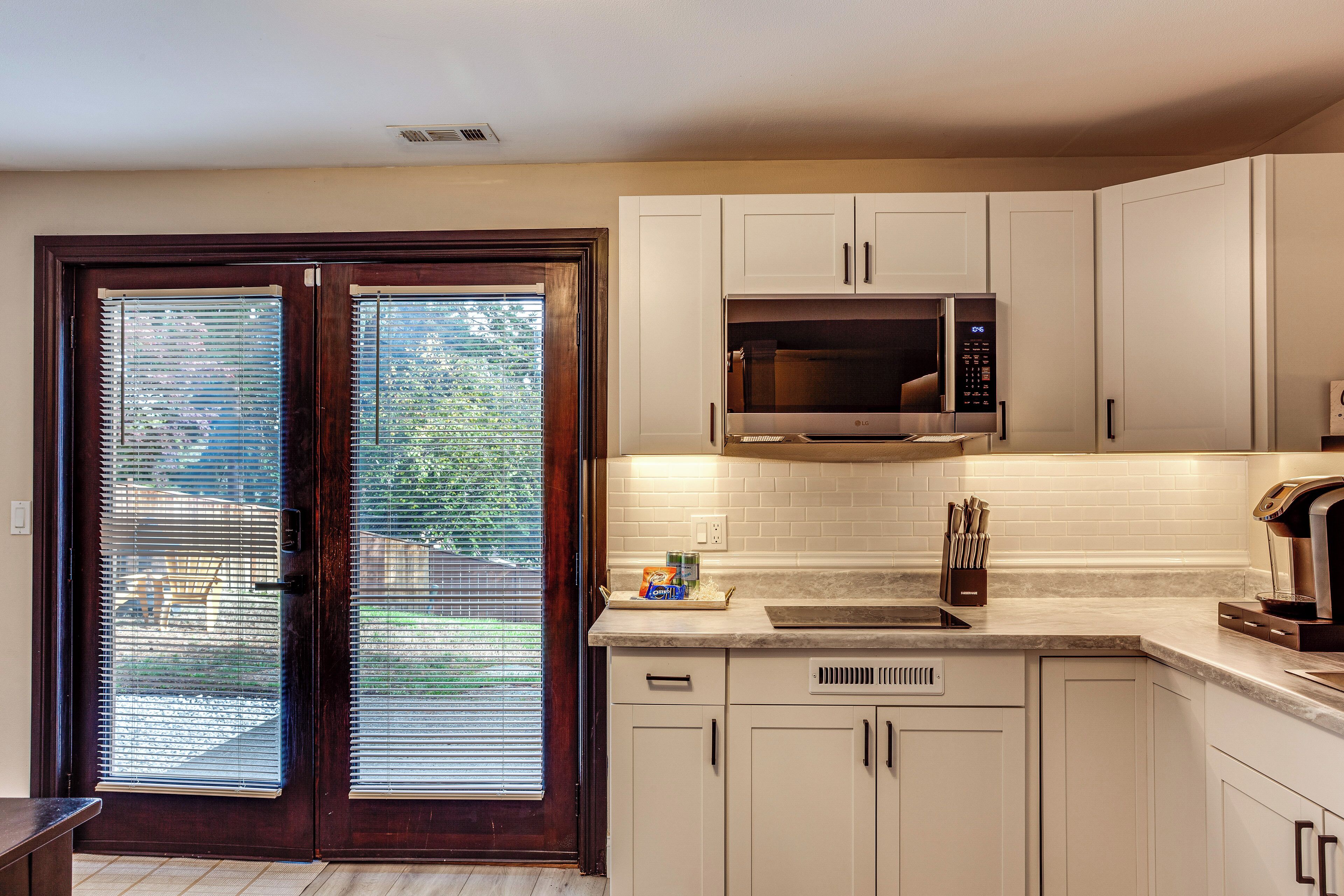 Apartment (1 Bedroom) | Interior