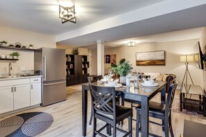 Apartment (1 Bedroom) | Interior - 4 Mi to Waterfront Parks! Cozy Apt in Tacoma Area (University Place)