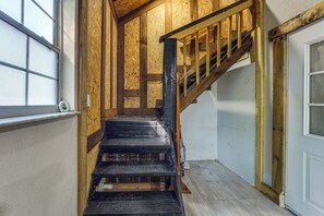 House (1 Bedroom) | Interior