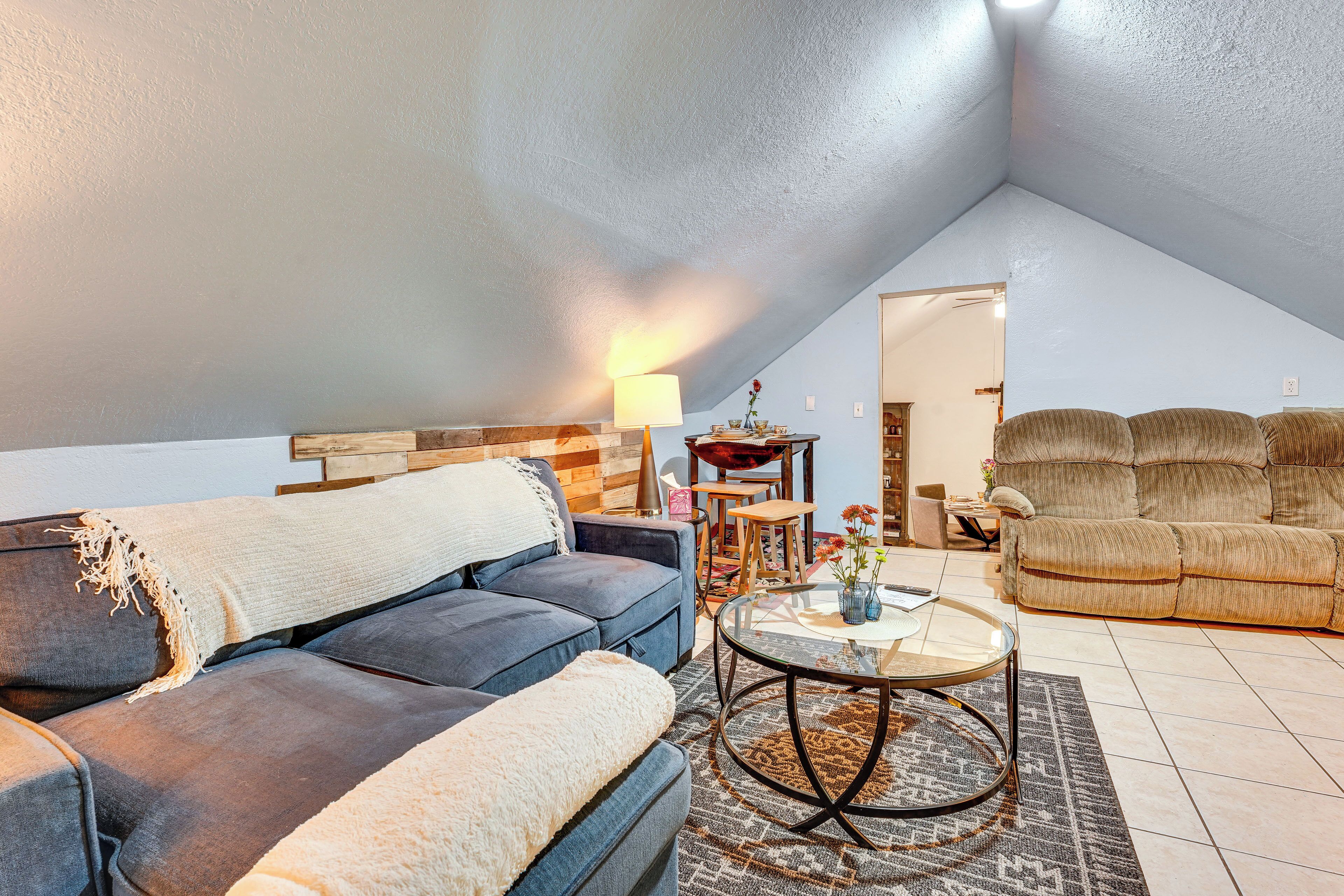 House (1 Bedroom) | Interior