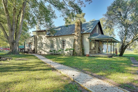 House (1 Bedroom) | Front of property