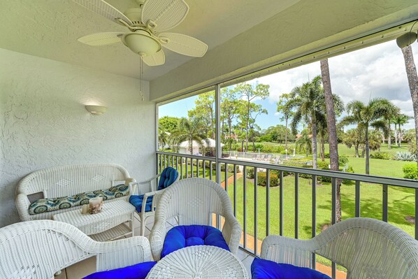 Apartment (2 Bedrooms) | Front of property - Snowbirds Welcome! Naples Resort Condo Near Golf (Naples)