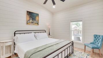 Cottage (2 Bedrooms) | Interior