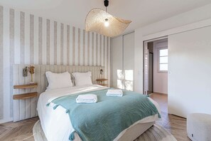 4 Schlafzimmer, Bügeleisen/Bügelbrett, WLAN, Bettwäsche