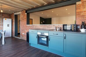 Exterior - Luxury 2 Bedroom & 2 Bathroom Central Flat (Swansea)