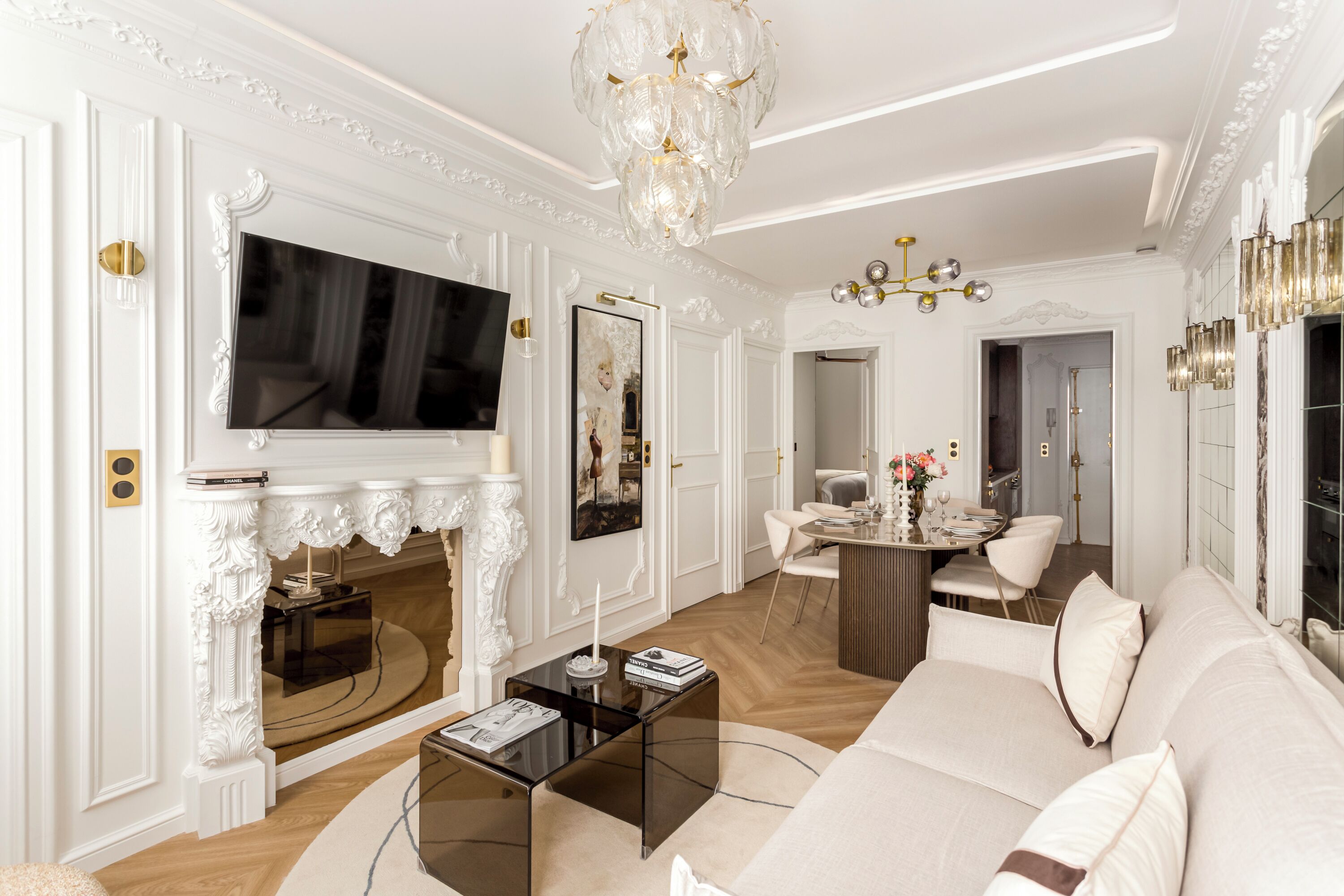 Appartement | Coin séjour | TV connectée, Netflix, services de streaming, espaces bureaux