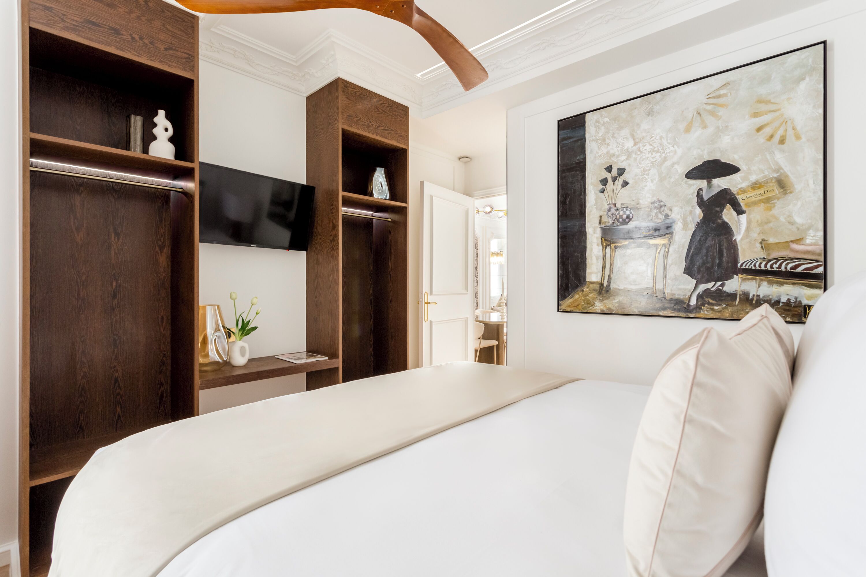 Íbúð | Ofnæmisprófaður sængurfatnaður, rúm með „pillowtop“-dýnum