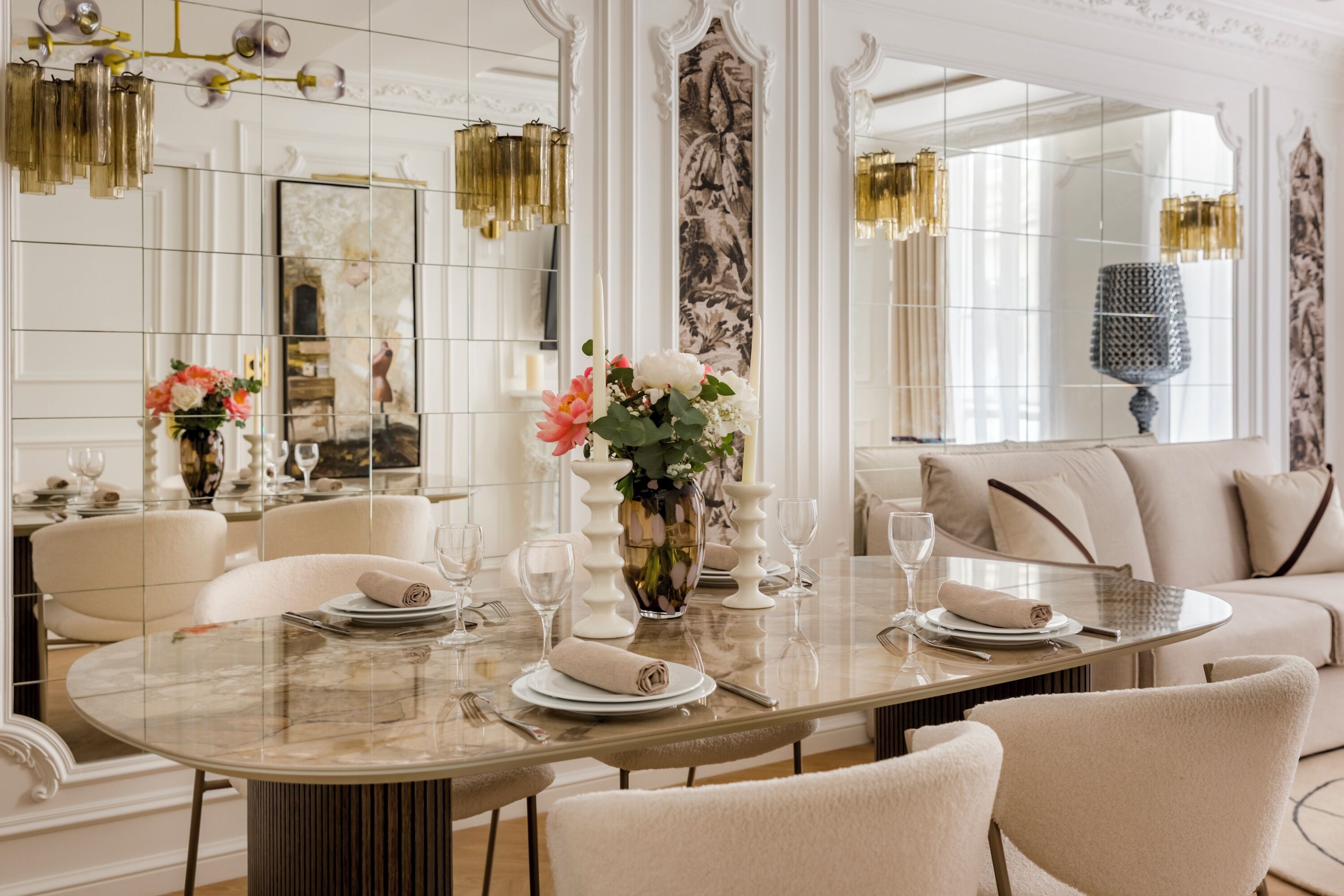 อพาร์ทเมนท์ | บริเวณนั่งเล่น | สมาร์ททีวี 32 นิ้ว พร้อมช่องเคเบิล, Netflix, บริการสตรีมมิ่ง