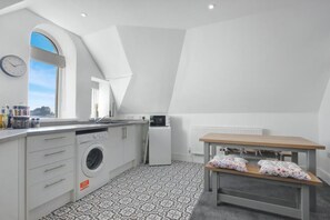 公寓 (Cardiff City Base – Modern 2-Bed Ap) | 私人廚房