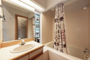 Towels - Perfect for families, luxurious downtown condo (Winter Park)