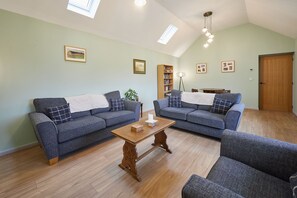 TV, DVD player, offices