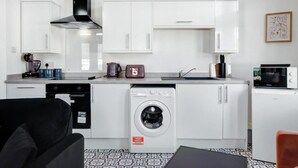 Apart Daire (The Cardiff Comfort – 2-Bed Apartme) | Özel mutfak