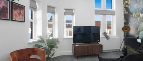 Apartment (The Cardiff Comfort – 2-Bed Apartme) | Living room