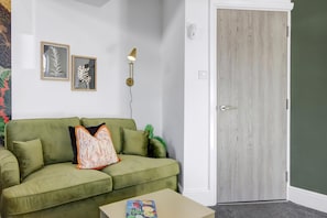 Apartment (Compact 1-Bed Flat for Friends & Coll) | Living room