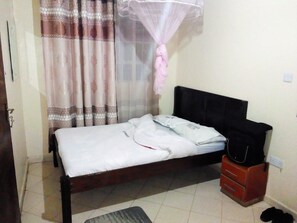 Standard Double Room | Free WiFi, bed sheets - Eagles Haven Hotel Kakamega  (Kakamega)