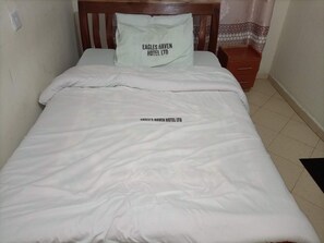 Standard Single Room | Free WiFi, bed sheets