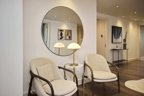 Exterior - Battersea Riverside Luxury Apartment (London)