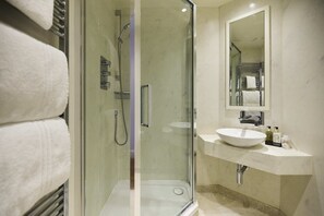 Apartment | Bathroom