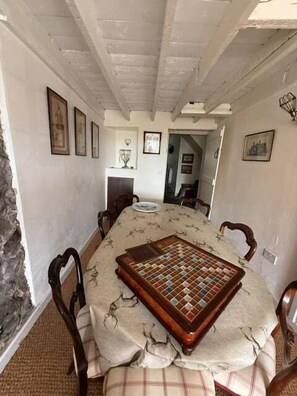 Ferienhaus (Victorian 3 Bed Cottage in Sought Aft) | Speisen