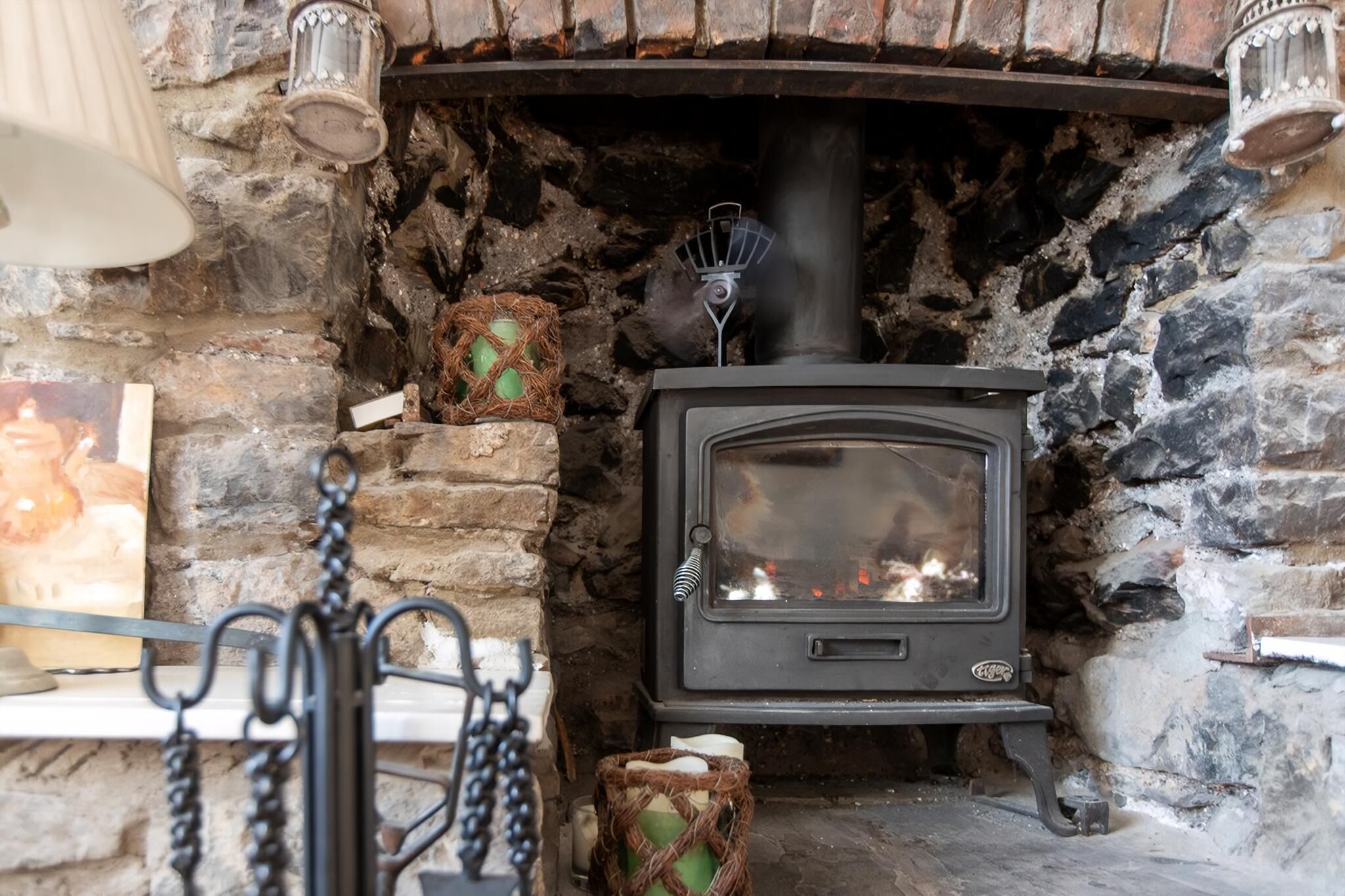 Hus (Victorian 3 Bed Cottage in Sought Aft) | Oppholdsrom